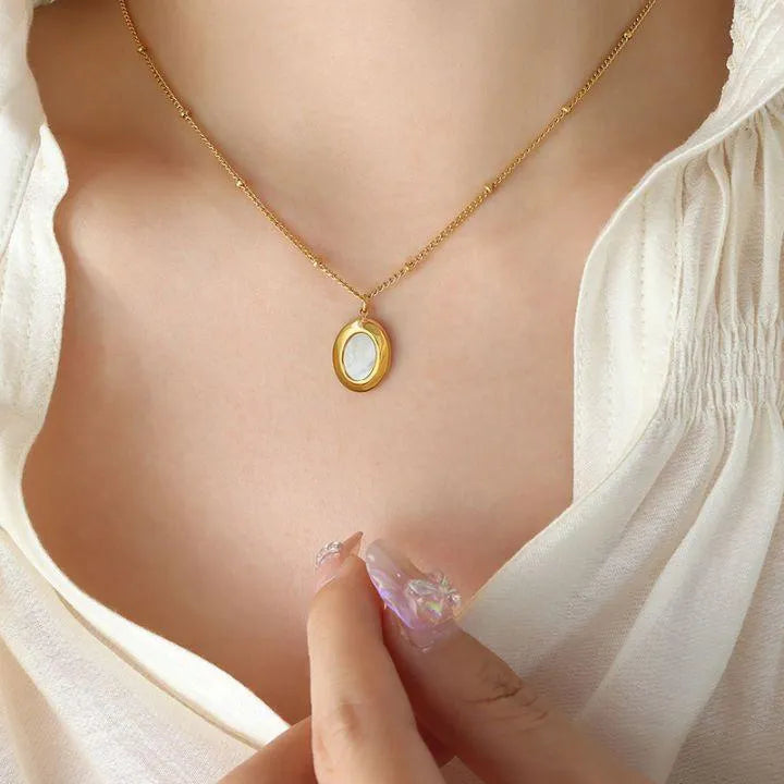 Gold Pendant Necklace with Pearl Stone for Women